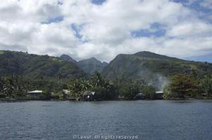 071 Tahiti coast