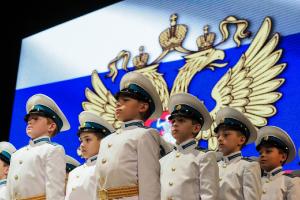 Russian boys the  officer cadet /  K邪写械褌褘
