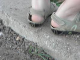 kids shoes feet