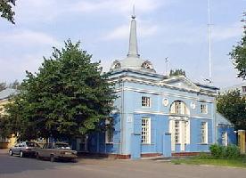 Первая служба в  возвращенном  храме  прихода Св.Мари Магдалины ЕЛЦАИ г.Воронежа 2008 г