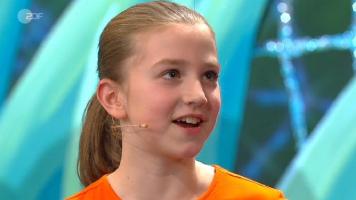 luisa 01 - young girl on german tv