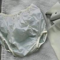 diaper - medium and lagre   PVC