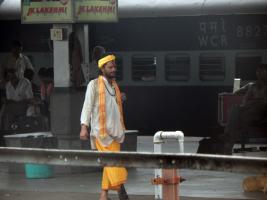 Путешествие в Индию. 18 Агра. Железнодорожный вокзал