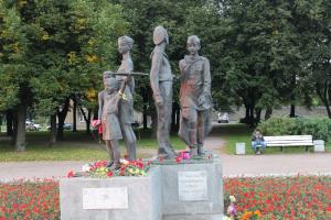 Памятник «Дети войны»