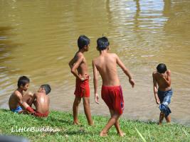 Asian Boys at the river 02
